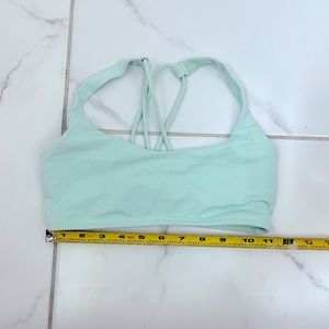 Lululemon sports bra size 4